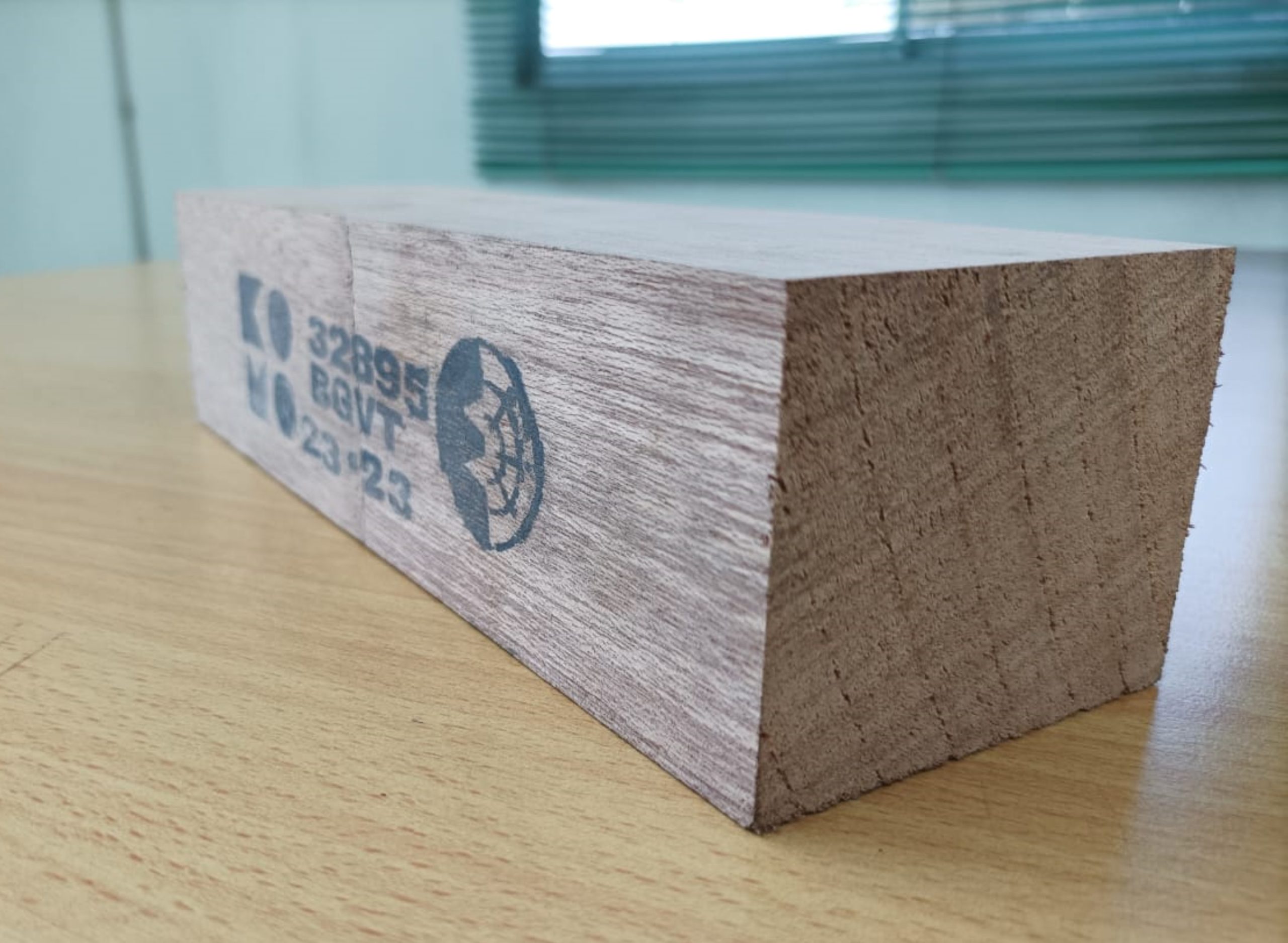 Komo Solid Finger Joint